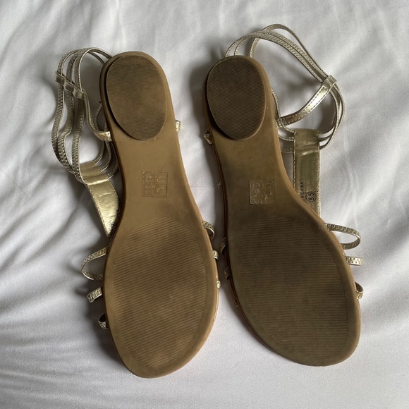 No Angel - Golden Gladiator Style Sandals - Picture 3 of 5